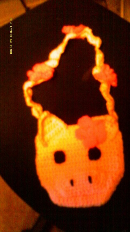PIG -- SMALL PURSE -- FROM THE BARNYARD COLLECTION