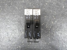 PHOENIX CONTACT THERMOMAGNETIC CIRCUIT BREAKER TMC1 M1 100 0914484 4.0A LOT OF 2
