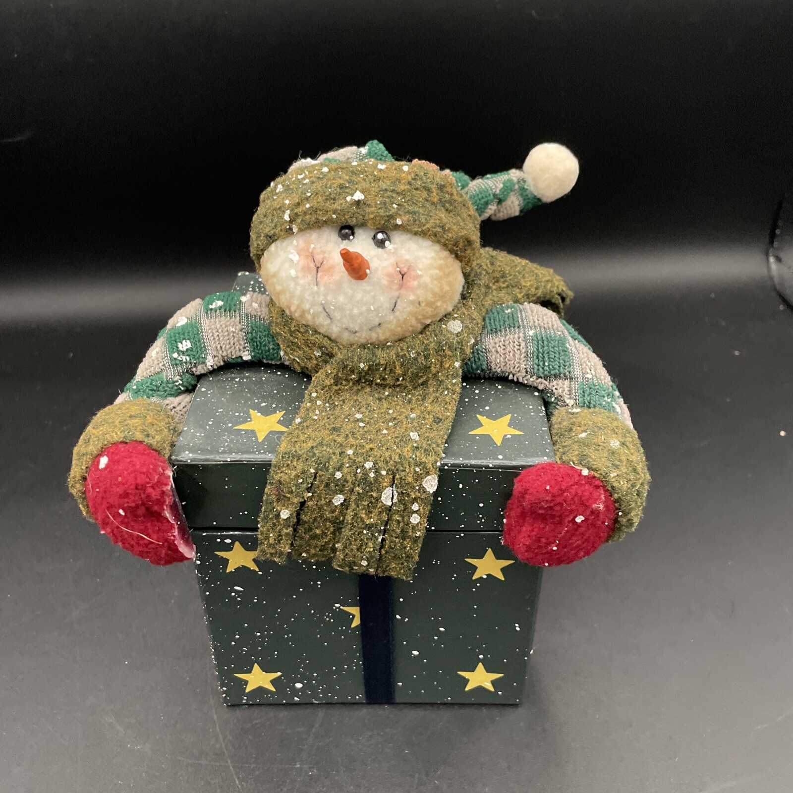Starred Plush Snowman Head and Arms On Starred Christmas Gift Box | eBay