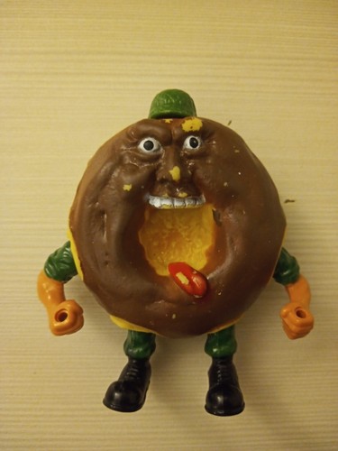 2 Food Fighters Figure Mattel giocattoli Vintage con zainetto - Foto 2 di 9