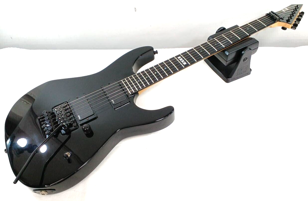 【週末値下】Ibanez エレキギター RG320E フロイド/EMG ブラック 週末値下】Ibanez エレキギター RG320E フロイド/EMG ブラック