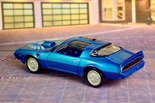 1979 Pontiac Firebird TRANS AM 6.6 Liter Muscle Car 1/64 Scale Limited Edition H - Picture 2 of 5