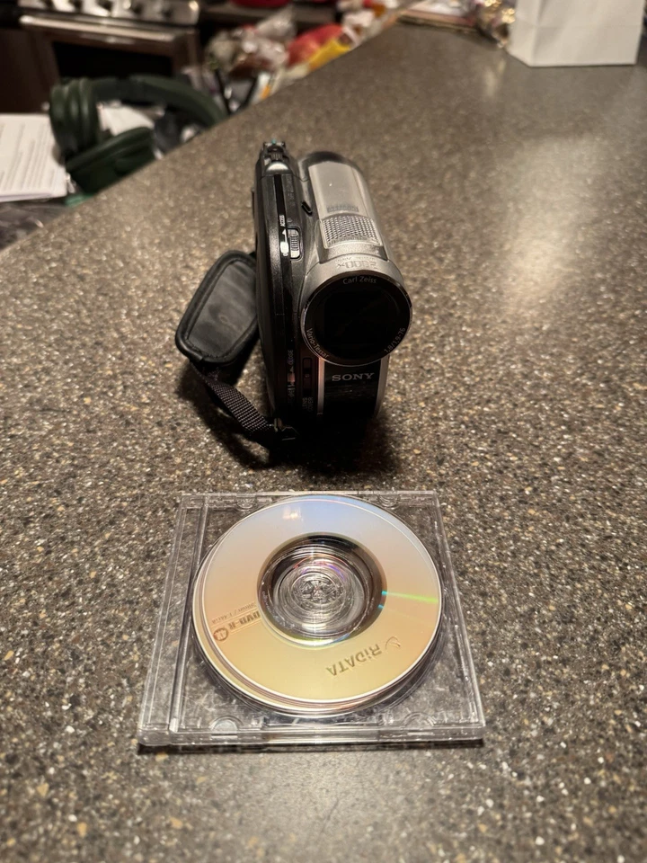 Sony DCR-DVD610 Mini DVD/ Memory Stick Camcorder (Silver) Tested, works great! - Image 3 of 4