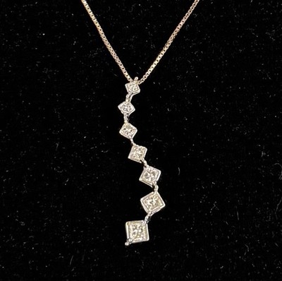 10K Weißgold Diamant Reise Anhänger Halskette 1/4 ctw 19'' Box Kette TW 1,4 g