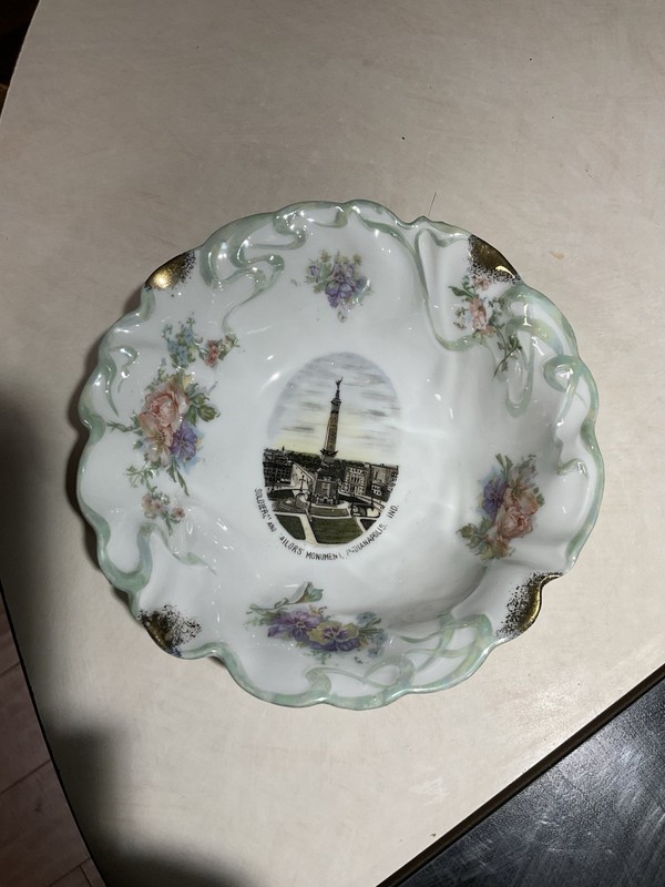 Vintage Souvenir Bowl Indianapolis, IND Soldiers And Sailors Monument 6”