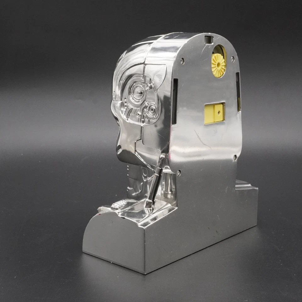 1996 Micro Machines Terminator 2 Transforming Action Set Playset RARE - Image 4 of 4