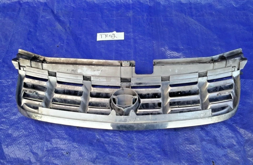 1998Cadillac Catera Front Grille Grill OEM 9193489 — 第 2/4 张图片