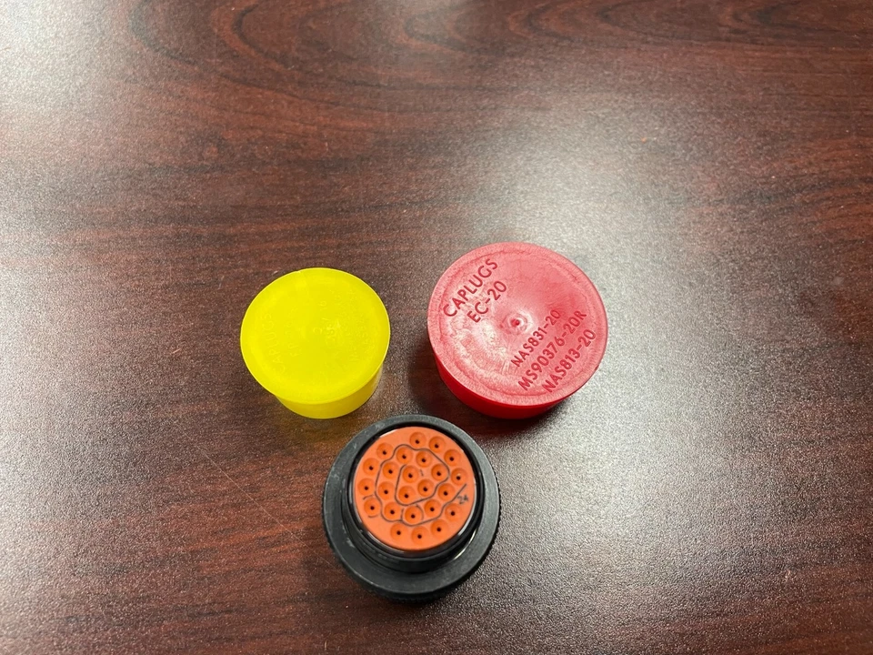 Amphenol Circular MIL Spec Connector MS24266R16B24PN - Image 3 of 3