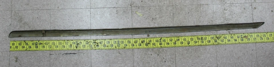 Moldura de panel basculante izquierdo izquierdo GM 1949-52 Chevrolet Sedán Entrega OEM (Bin45 Foto 4 de 4