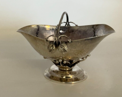 GEORG JENSEN LARGE STERLING SILVER ANTIQUE SUGAR BASKET 235 B HAND