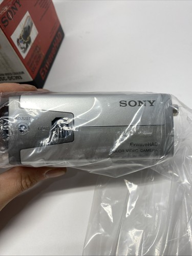 New In Original Box Sony SSC-DC393 Color Security Camera - Picture 6 of 6