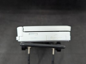 B3299 Nintendo 3DS console Pure White Japan w/memory 2GB pen x