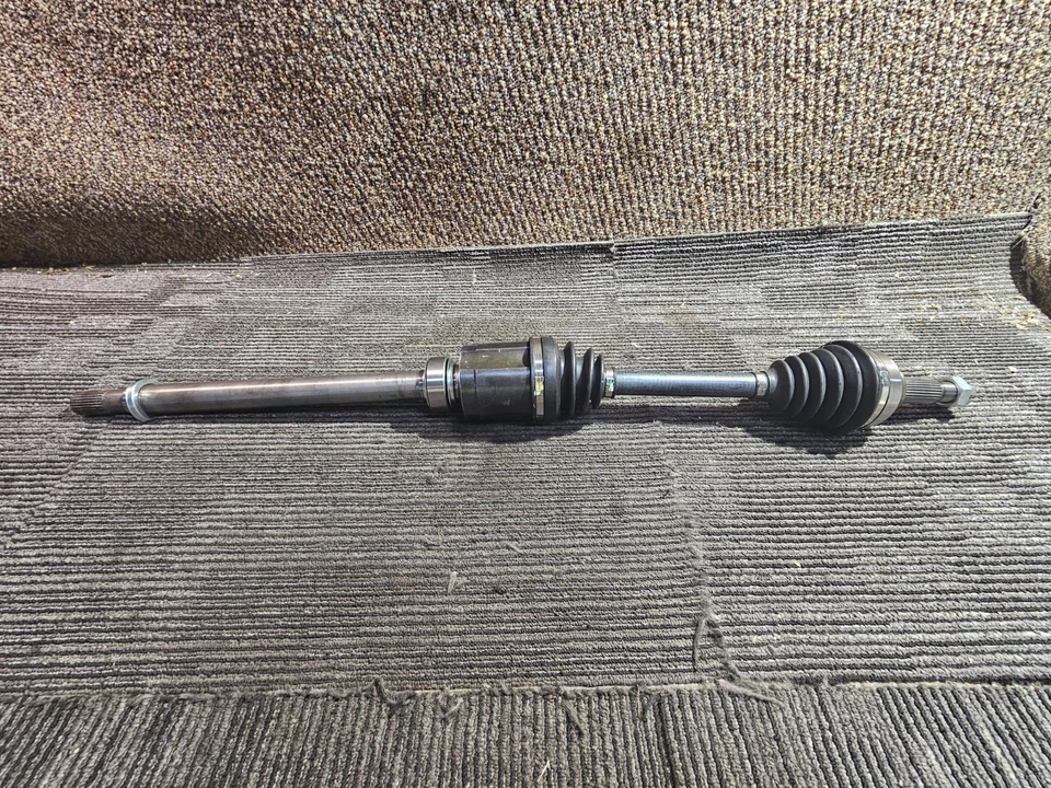 Conjunto de eje delantero derecho CV GSP NCV53001 para Nissan Rogue 2008-2015 Foto 2 de 4