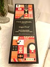 F A O  SCHWARZ  Sugarfina , Nutcraker Candy, Ornament Bento origino Box 2020
