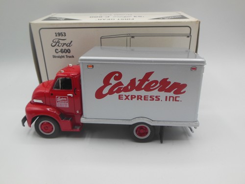 First Gear 19-1481 1953 Ford C-600 Straight Truck Eastern Express Inc !:34 Scal - 第 1/13 張圖片