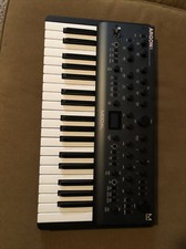 Modal Electronics ARGON8 8-voice 37-key Wavet...