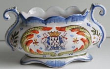 JARDINIERE EN FAIENCE DE BOULOGNE - JULES VERLINGUE - L. 18 cm