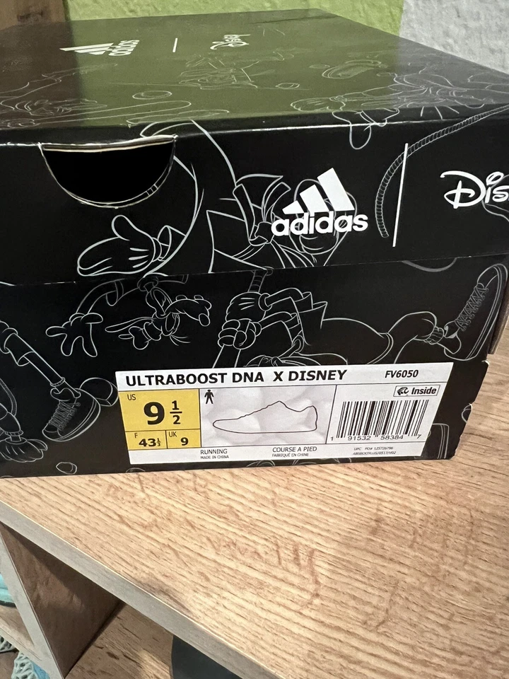 ⭐ Adidas Ultraboost Disney Goofy US9.5 EU43 1/3 #SELTEN#, Foto 2 von 3