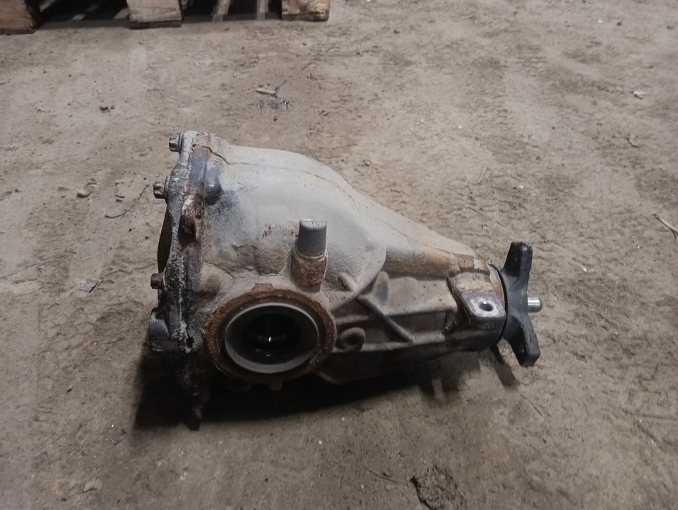 Diferencial trasero MERCEDES-BENZ 3.27 C 230 W203 1713500414 2.5 gasolina Foto 4 de 4