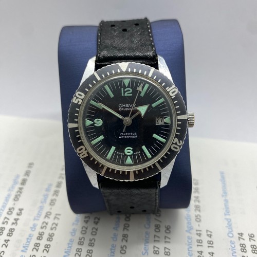 Skin Diver Vintage CHEVY Manual Winding Black Dial Rare Vintage Watch 1970s - Picture 2 of 23