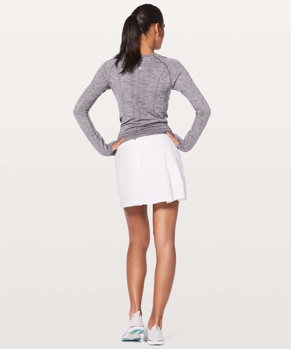 LULULEMON PACE RIVAL MID RISE SKIRT SIZE-4 Length 15