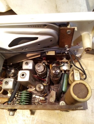 Westinghouse Wide Fi Am FM Tube Radio For Parts - Picture 8 of 11