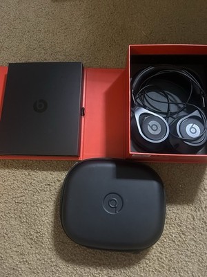 Beats By Dr Dre Studio Wired Headphones Working In Box/case