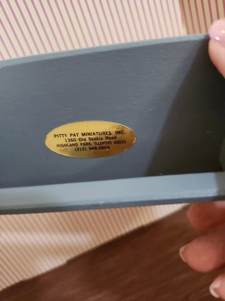 Pitty Pat Dollhouse Miniatures Trestle Table and Bench Picnic Lot 1:12 Scale - Image 4 of 4