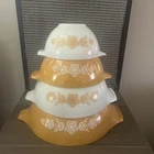 Set of 4 Pyrex Butterfly Gold 1 Cinderella Mixing Bowls, 441 442 443 444