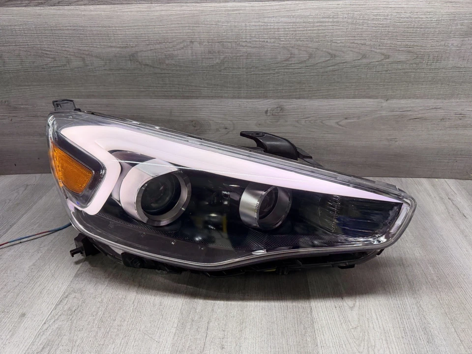 2014-2016 Kia Cadenza Xenon Hid Headlight RH Right Passenger 92102-3R530 ((DD)) - Image 2 of 4