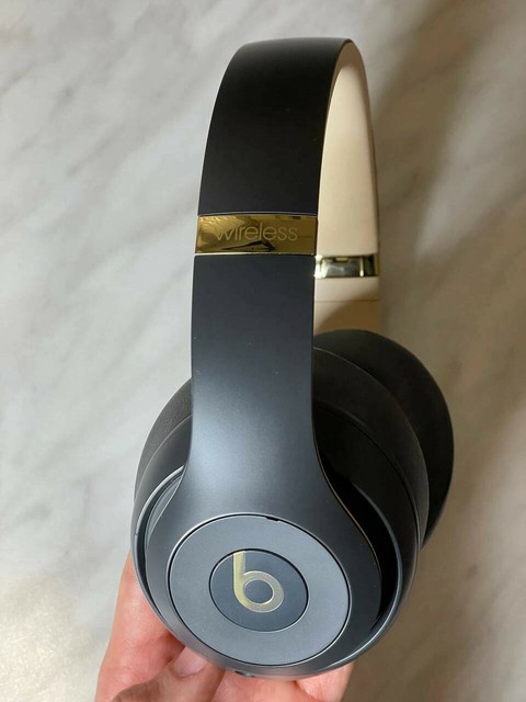 Beats by Dr. Dre Beats Studio3 Wireless Cuffie - Grigio Ardesia (MQUF2ZM/A)  | Acquisti Online su eBay