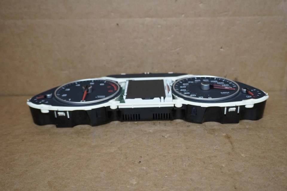 Audi A4 2013 cabezal de instrumentos velocímetro cuadro de calibre OEM 8K0 920 950 R Foto 4 de 4