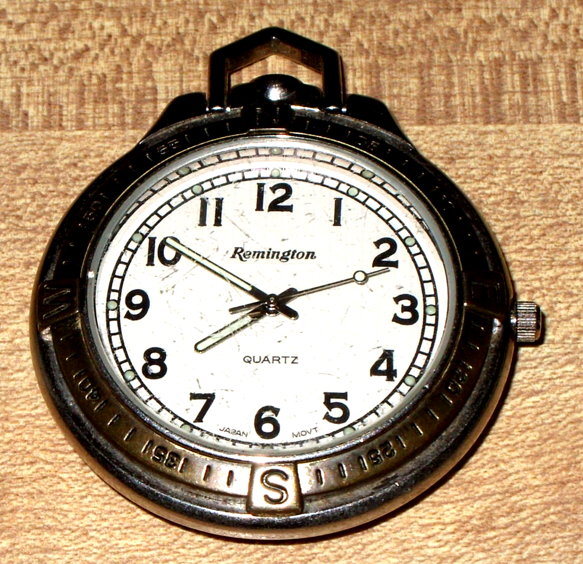 REMINGTON QUARTZ POCKET WATCH WITH LUMINOUS DIAL HANDS, NEW BATTERY