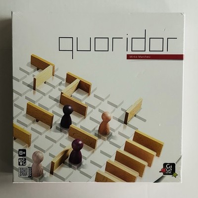 Quoridor Board Game Gigamic Abstract Strategy 2-4 Player New Sealed