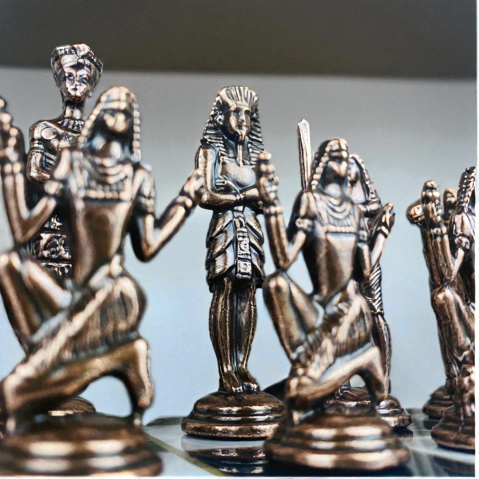 Antique Chess Pieces Only Handmade Large Cleopatra & Pharaoh 🎁 Christmas Gift - Image 2 of 4
