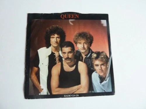 QUEEN RADIO GAGA 7" SINGLE IN EXCELLENT CONDITION