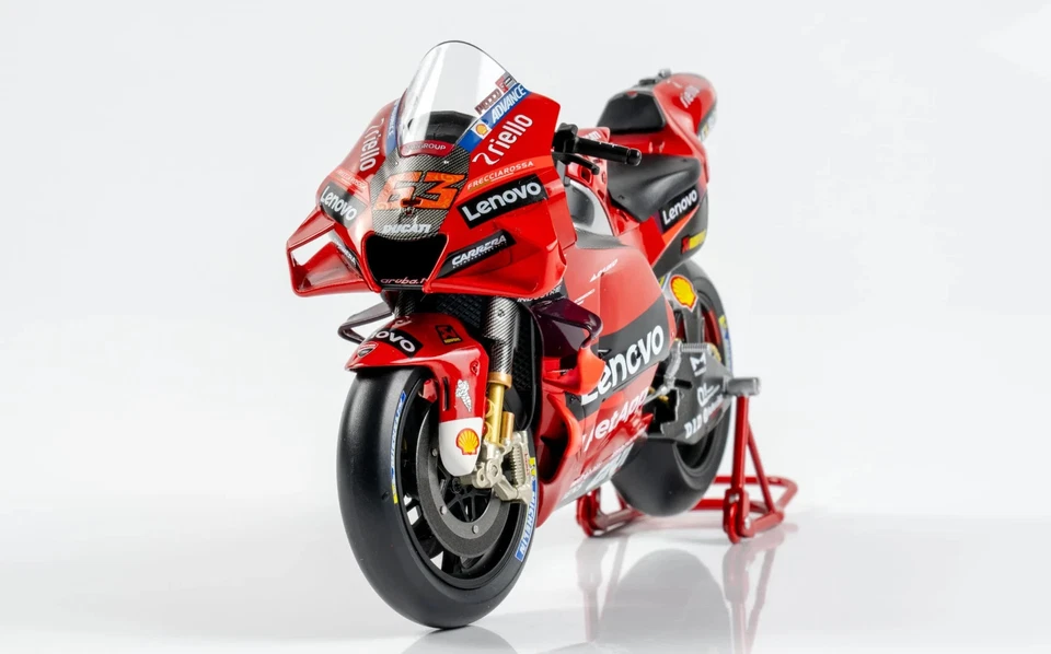 MODELLINO MOTO 1:12 TRUE SCALE TSM DUCATI DESMOSEDICI GP22 BAGNAIA MOTOGP 2022 - Immagine 3 di 4
