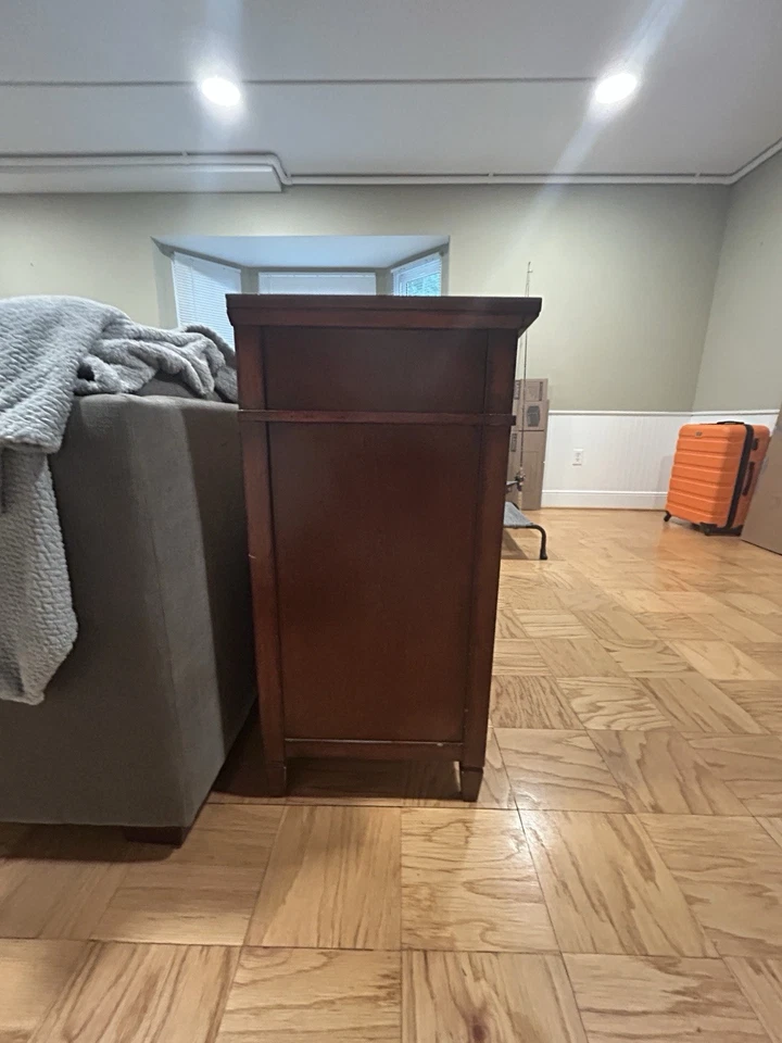 Brown Dresser 8 Drawers - Image 3 of 4