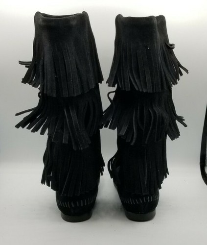 Minnetonka Womens 3 fringe layer black moccasin boots size 5 - Picture 2 of 12