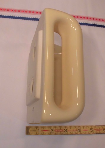 Light Creamy Yellow; Ceramic Soap Dish Tray with washcloth holder/Grab Bar NEW - Picture 10 of 12