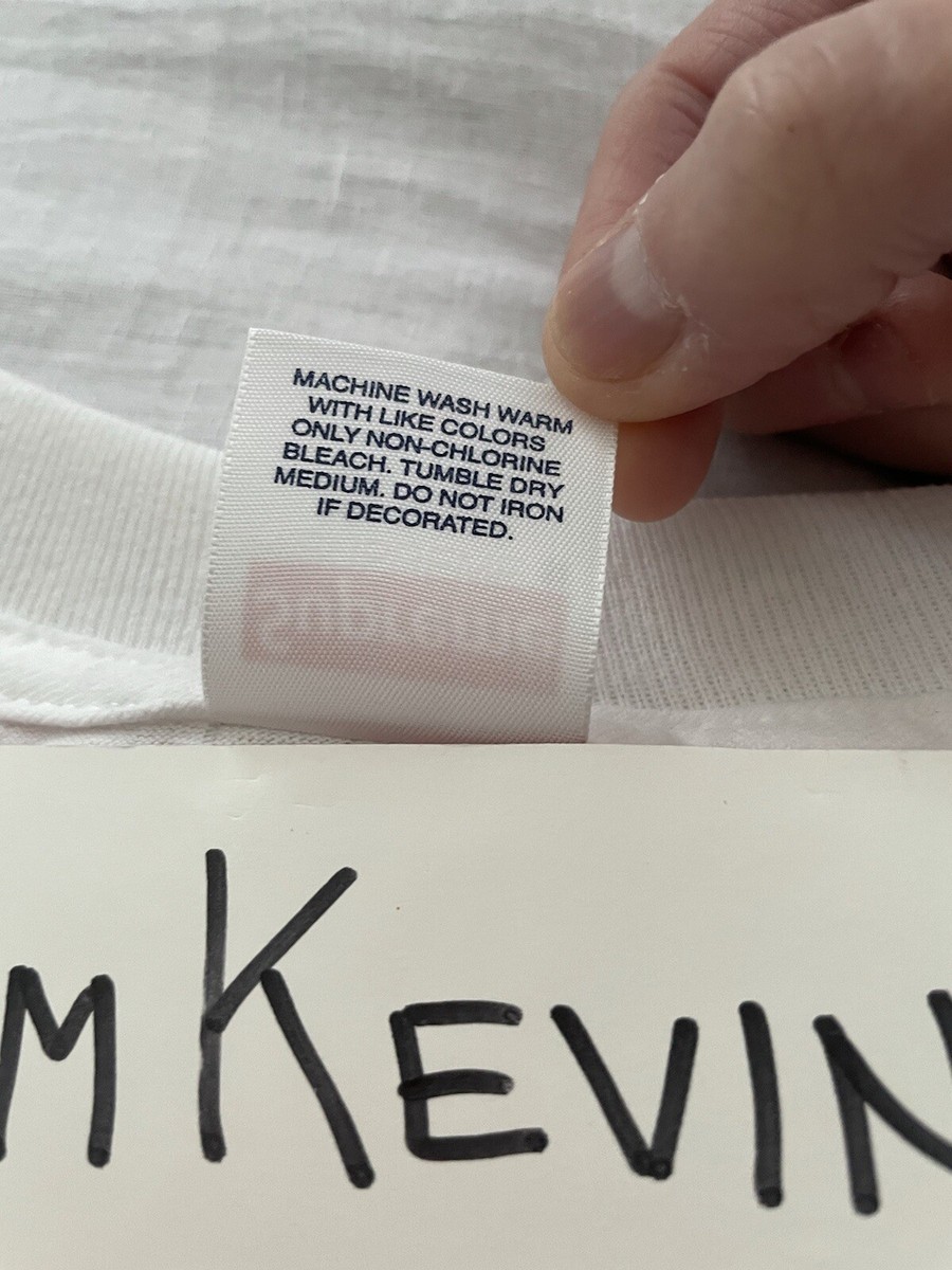 Supreme Box Logo 2009 Damien Hirst Polka Dot Tee White Size Supreme Box Logo 2009 Damien Hirst Polka Dot Tee White Size