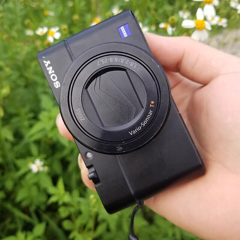 Sony DSC-RX100 III 20.1 MP Digital SLR Camera RX100M3 ZEISS Sony DSC-RX100 III 20.1 MP Digital SLR Camera RX100M3 ZEISS