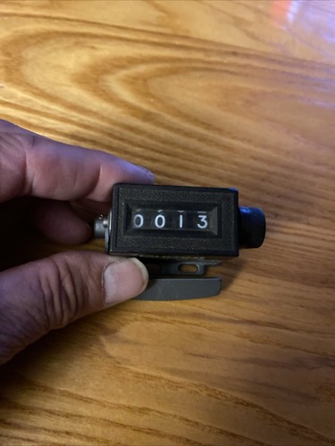 4-X-2 Eaton Durant Mechanical Counter Four Digit - Picture 2 of 8