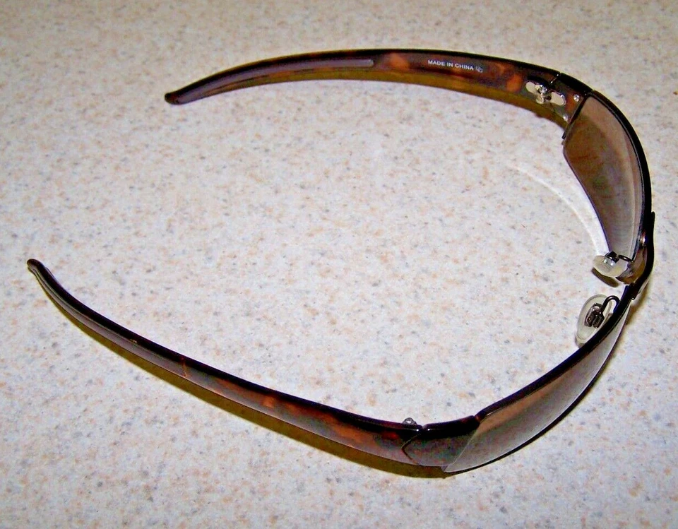 GAFAS DE SOL PARA HOMBRE AXCESS DE CLAIBORNE - MARCO DE COBRE/ENVOLTURA DE LENTES MARRONES ¡NUEVAS CON ETIQUETAS!! Foto 3 de 4