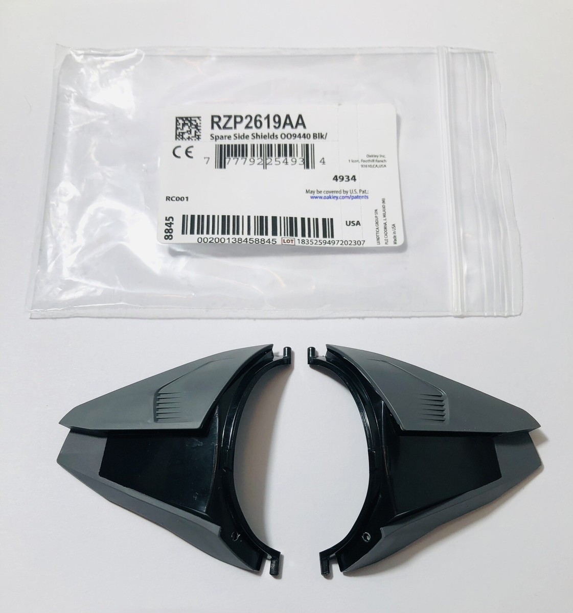 Oakley Clifden OO9440 Protective Gray/ Black Replacement Side Shields  Genuine