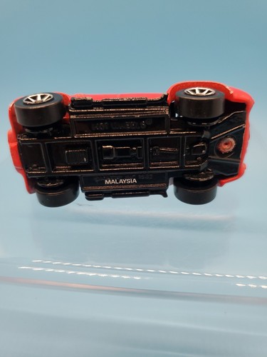 VINTAGE 1987 Hot Wheels Classic Collection Red Cobra Opening Hood 1:64 Malaysia - Picture 10 of 10