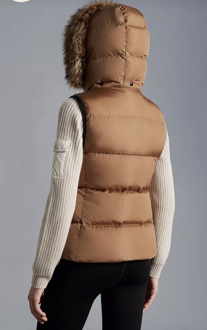 NEW 2023 MONCLER Bairon Down Gilet Vest Brown Slin fit Size 4 , US (8-10) image 4