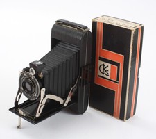 KODAK CANADA JUNIOR SIX-16, 126/6.3 K.A. MUCH HAZE , BOXED, PINHOLES/cks/197005