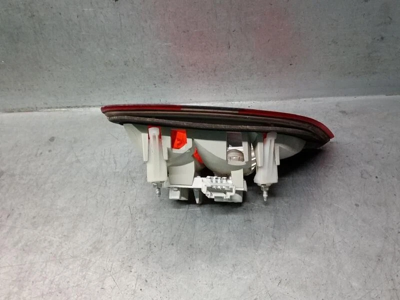 A1698201564 piloto trasero izquierdo MERCEDES-BENZ CLASE B SPORTS TOURER W245 - Imagen 3 de 4