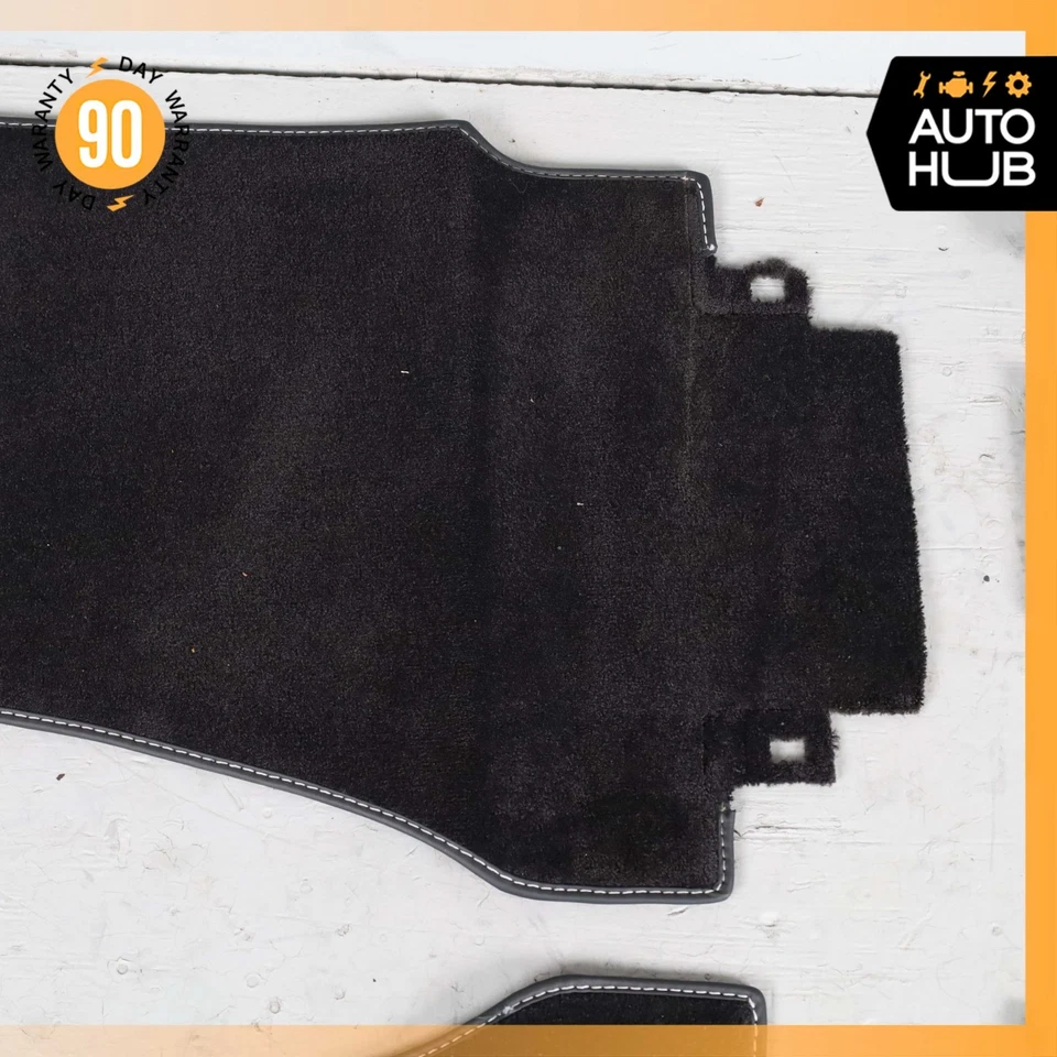 06-17 Aston Martin V8 Vantage Juego de alfombrillas 6G3313052ADW OEM 26k Foto 4 de 4